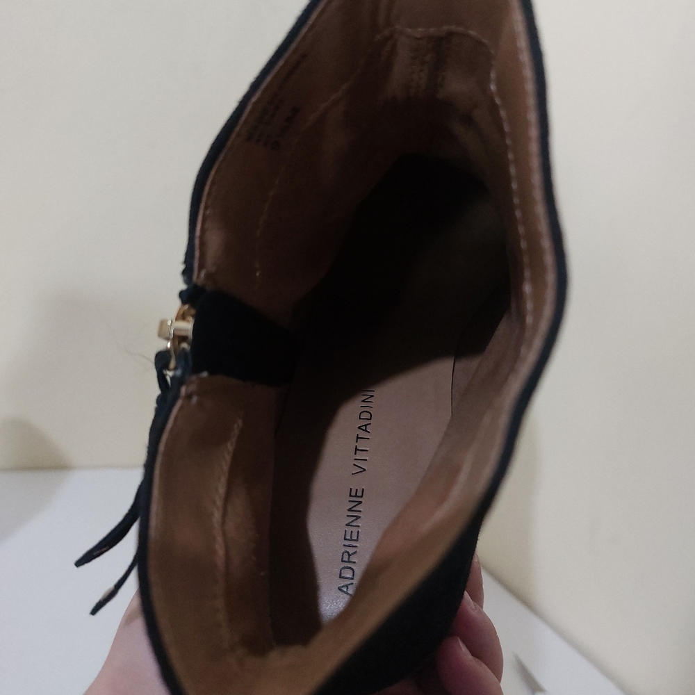 Adrienne Vittadini 9.5 Womens Taki Black Suede Stacked Heel Ankle Fall Bootie - Picture 11 of 12